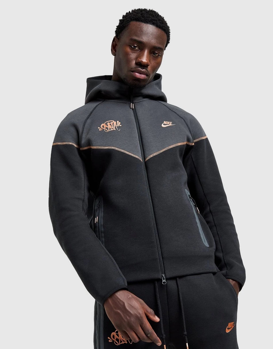 Nike Tech Fleece Full Zip Central Cee Hoodie